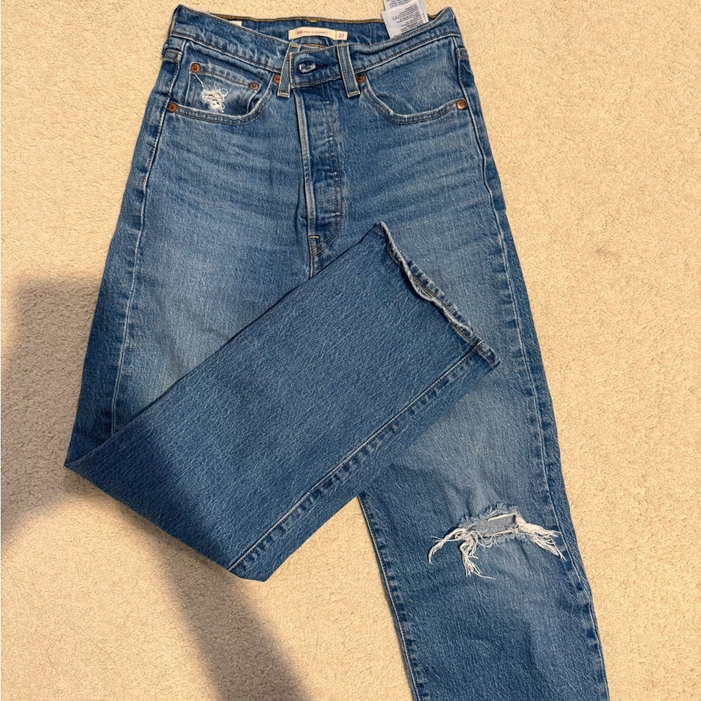 Levi jeans